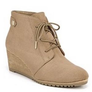 Dr. Scholl's Conquer Wedge Bootie Size 9